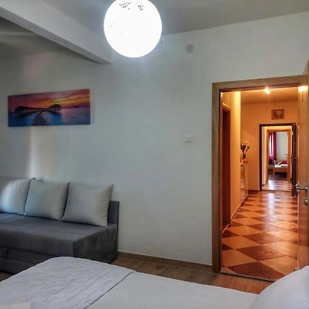 Vacation Home Keskic Velika Gata Exteriér fotografie