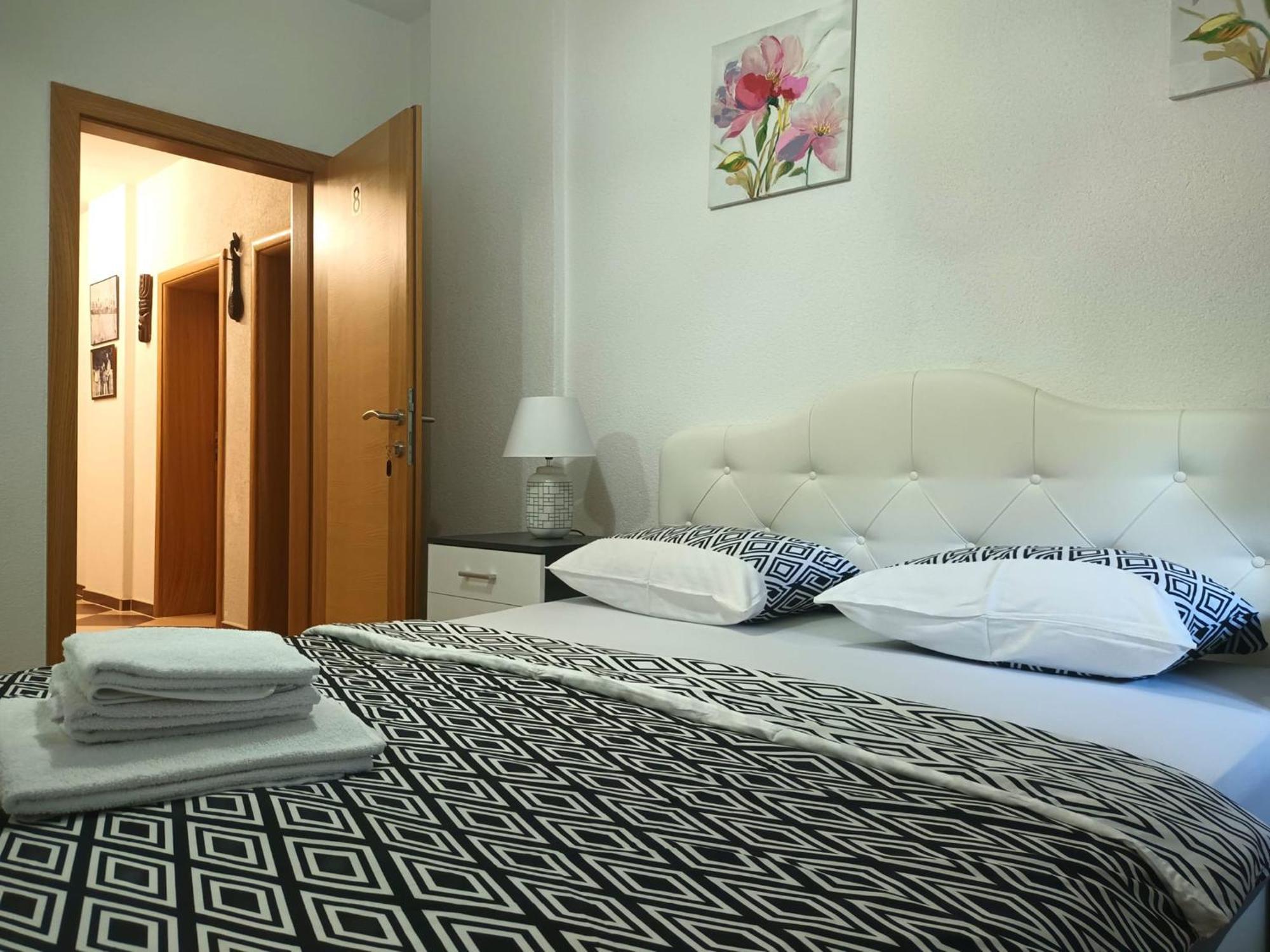 Vacation Home Keskic Velika Gata Exteriér fotografie