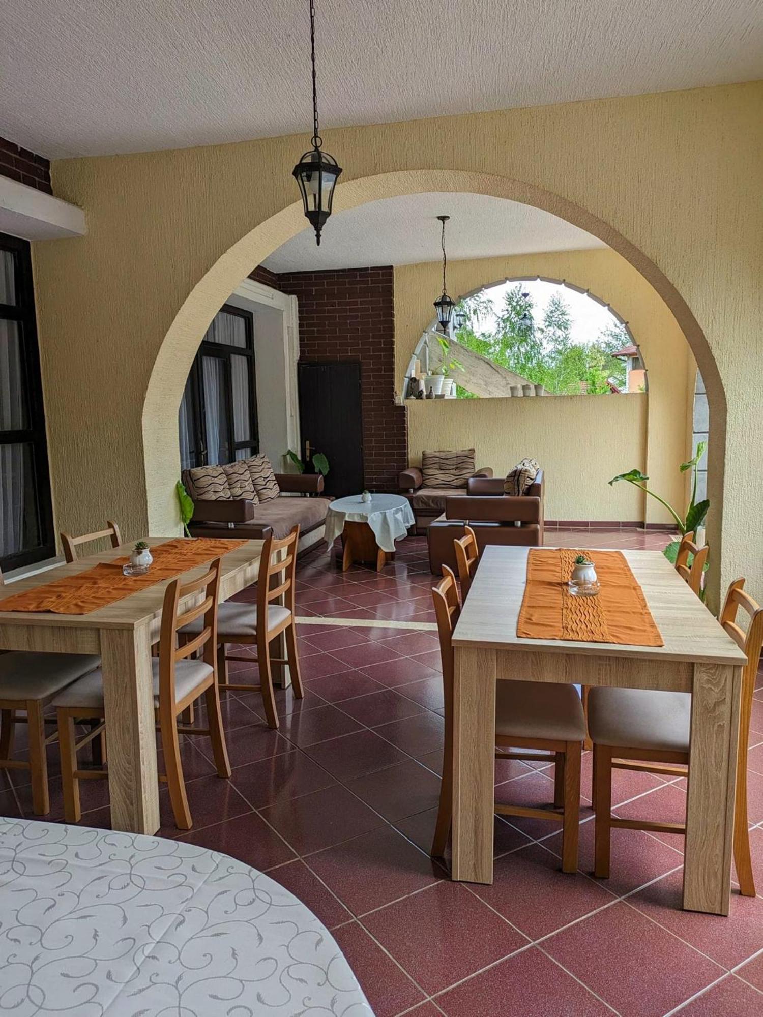 Vacation Home Keskic Velika Gata Exteriér fotografie